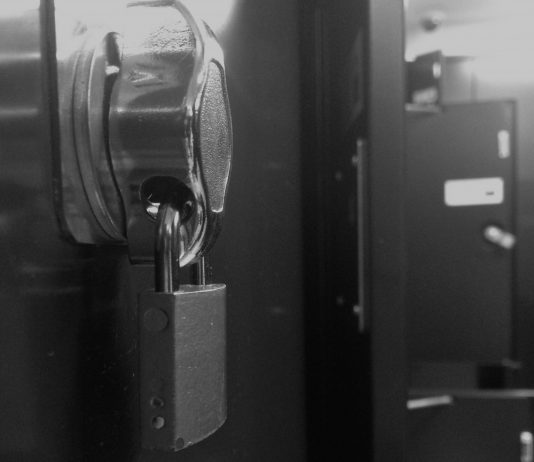 Einmal im Leben: Den Spindschlüssel im Grimm-Zentrum verlieren