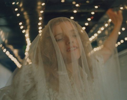 Herzsprung: Ein märchenhafter DEFA-Film über Liebe, Sehnsucht und Rassismus